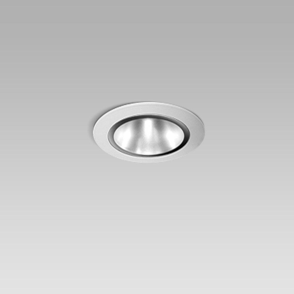 Apparecchio da incasso a soffitto compatto ed elegante per l'illuminazione di interni, con ottica nera o metallizzata